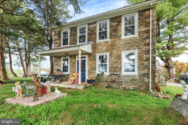 $875,000 | 5160 Old Highway 22, Hamburg, PA 19526
