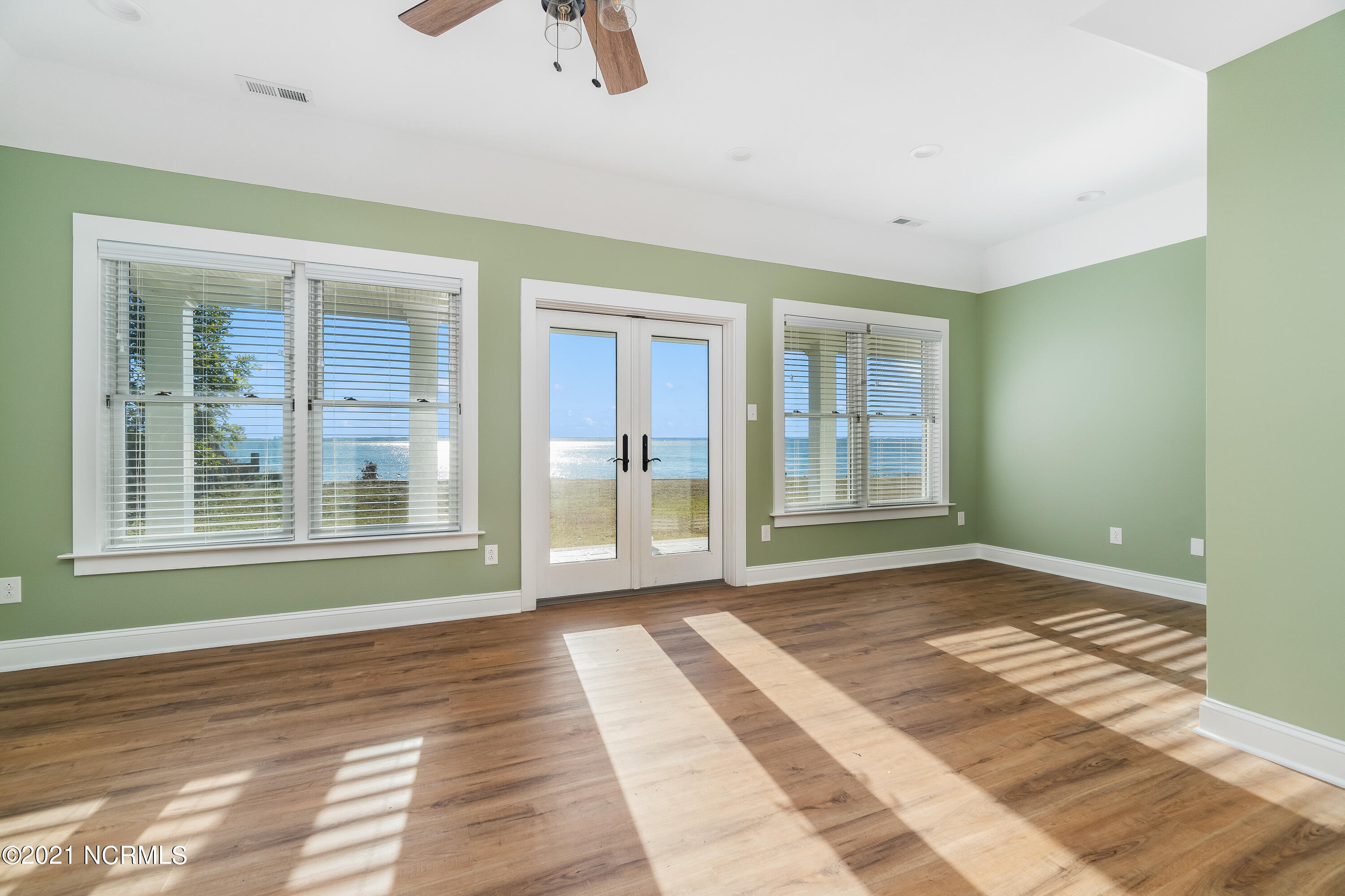 1129 Bennett Road, Unit 9A Minnesott Beach, NC 28510 - Photo 11 of 38 1st Floor Master Bedroom