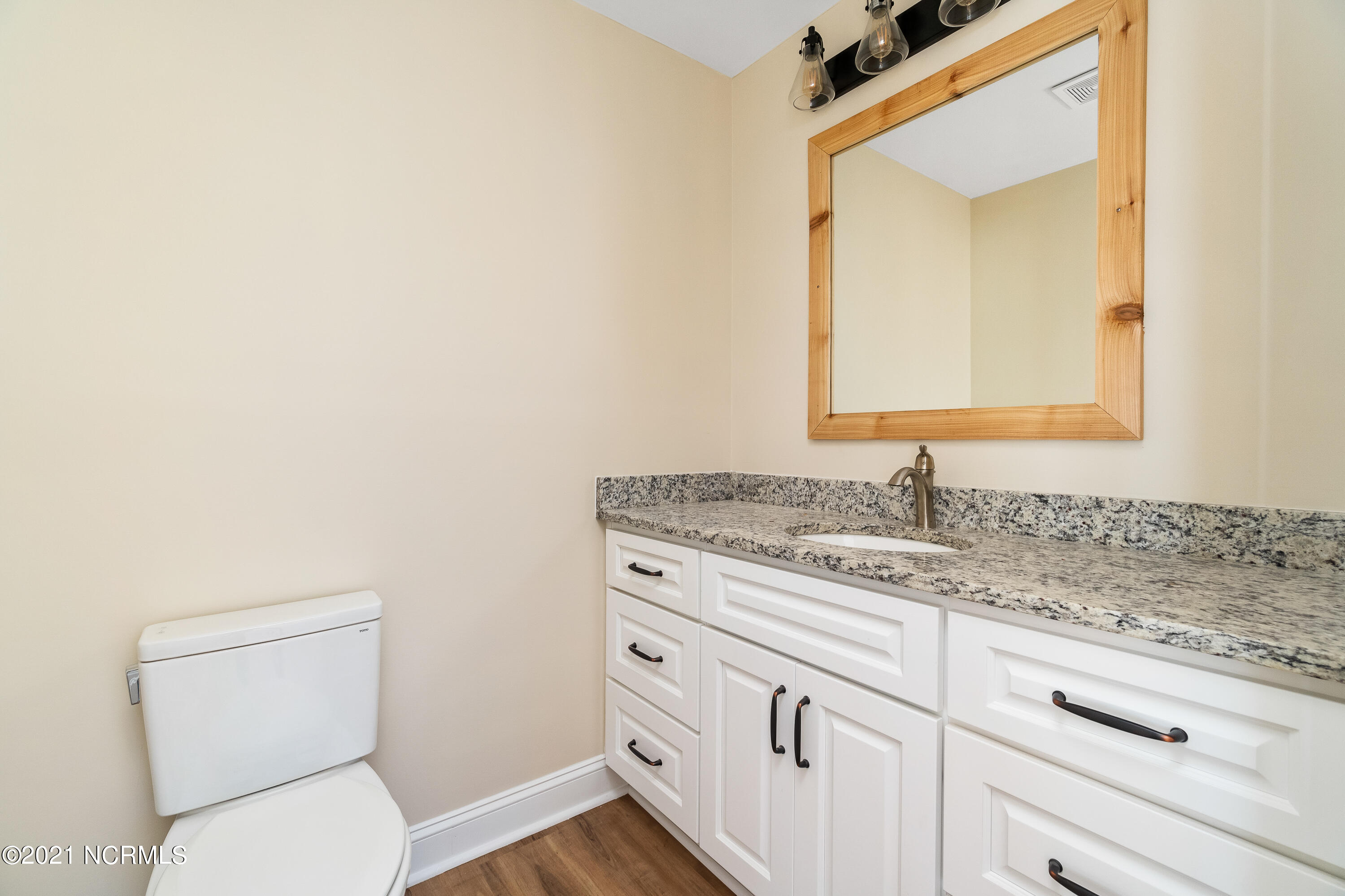 1129 Bennett Road, Unit 9A Minnesott Beach, NC 28510 - Photo 38 of 38 Chill Photo_-48