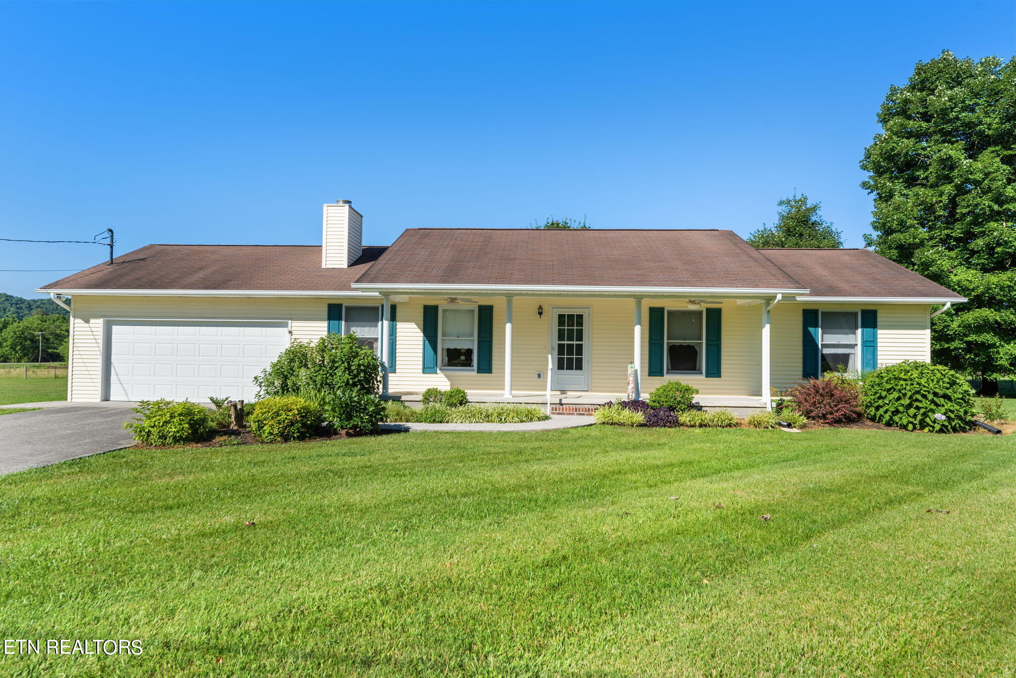 109 Big Valley Road Andersonville, TN 37705 - Photo 1 of 28 1-web-or-mls-BgVlly109 (79)
