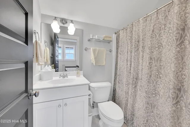 $650,000 | 303 East Water Street, Washington, NC 27889