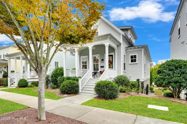 $650,000 | 303 East Water Street, Washington, NC 27889