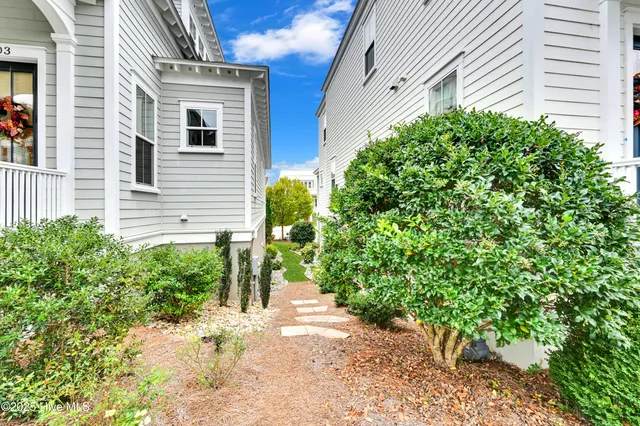 $650,000 | 303 East Water Street, Washington, NC 27889