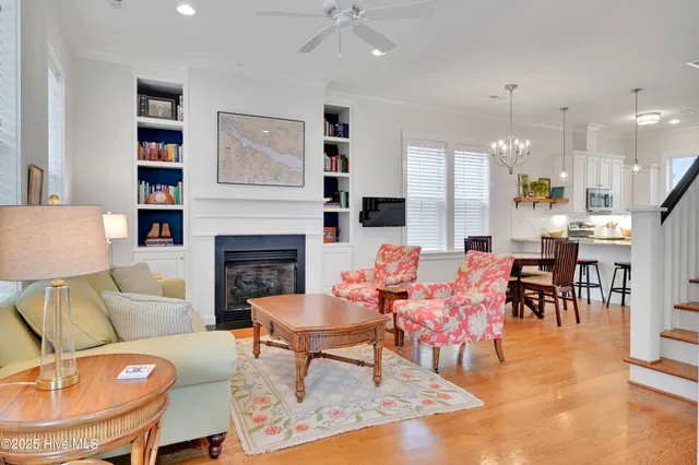 $650,000 | 303 East Water Street, Washington, NC 27889