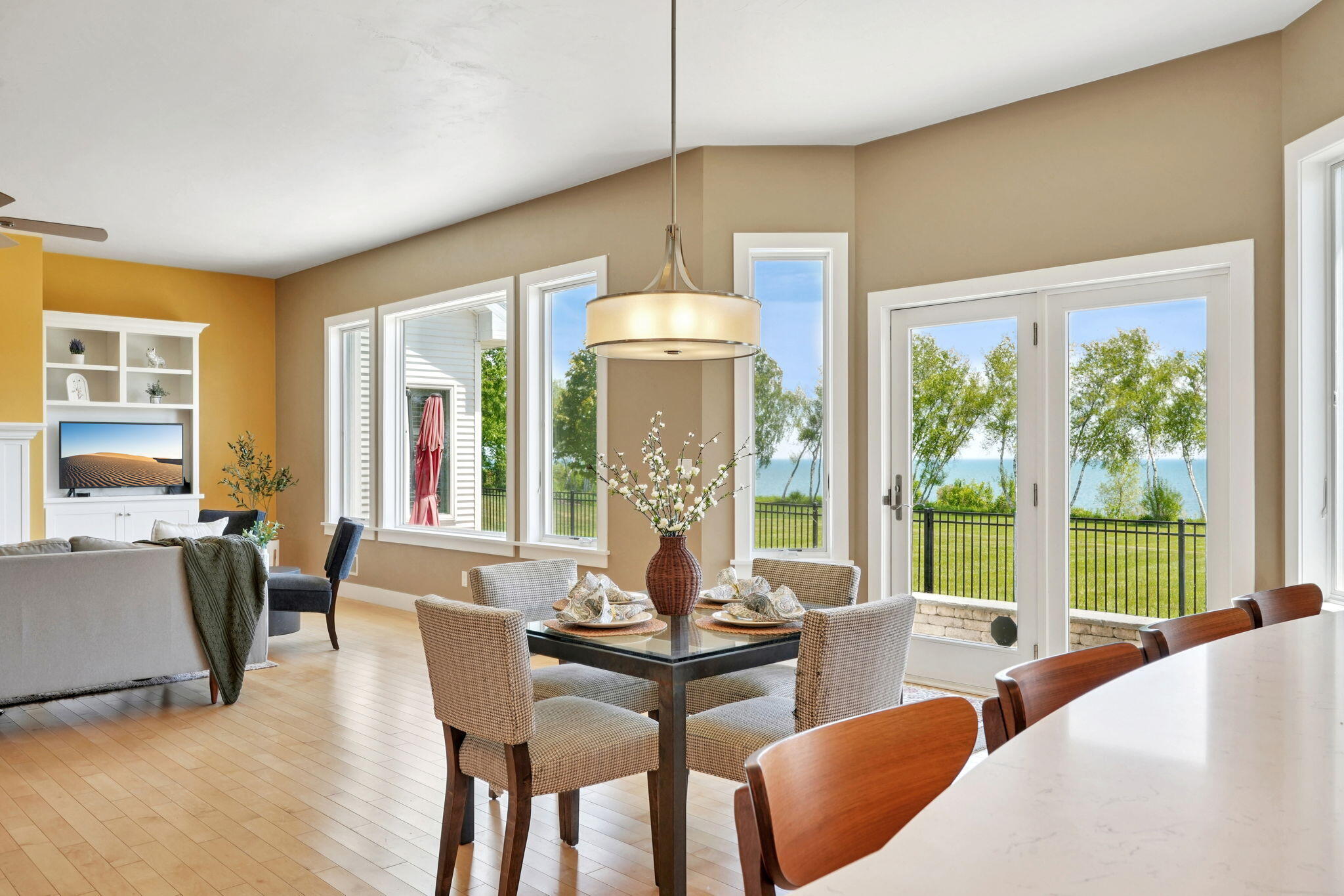 4635 South 10th Street Manitowoc, WI 54220 - Photo 20 of 71 22-web-or-mls-S 10th St-L0406-022r