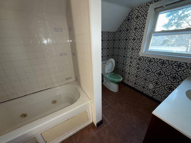 179 Columbine Avenue Pawtucket, RI 02861 - Photo 20 of 25