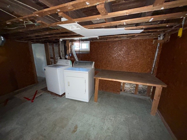 179 Columbine Avenue Pawtucket, RI 02861 - Photo 22 of 25