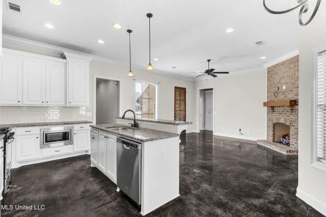 $300,000 | 225 Greenfield Crossing, Brandon, MS 39042