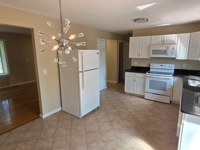 $215,000 | 13968 Inkster Road, Redford, MI 48239