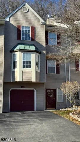 $323,900 | 117 Pinehurst Drive, Washington, NJ 07882