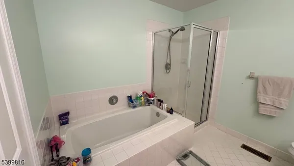 $323,900 | 117 Pinehurst Drive, Washington, NJ 07882