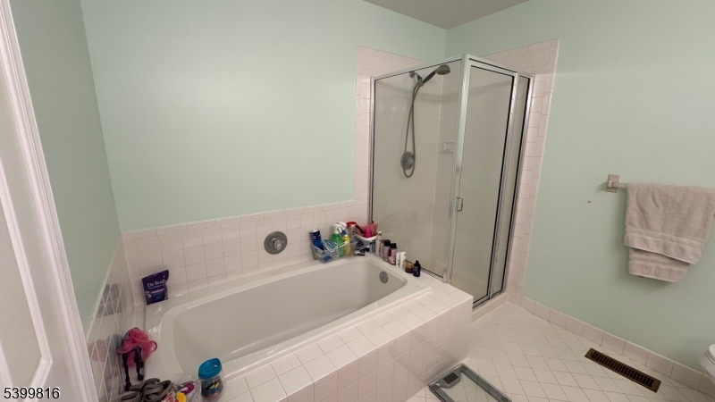 117 Pinehurst Drive Washington, NJ 07882 - Photo 16 of 26