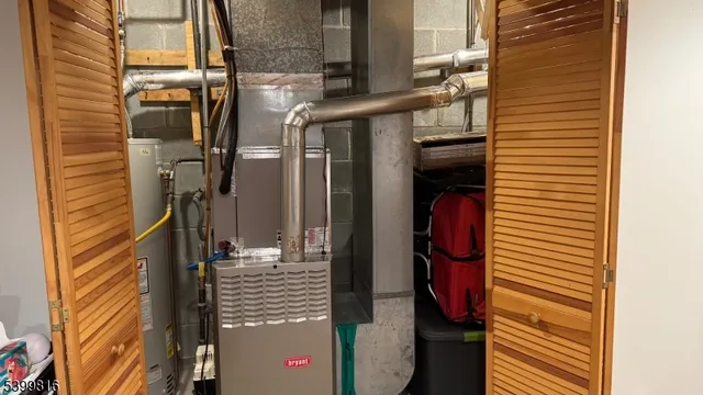 $323,900 | 117 Pinehurst Drive, Washington, NJ 07882