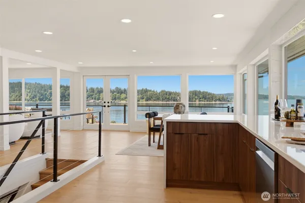 $1,925,000 | 47 Wallace Street, Steilacoom, WA 98388