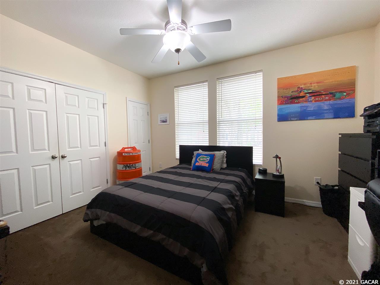 1245 Southwest 9th Road, Unit 101 Gainesville, FL 32601 - Photo 21 of 30