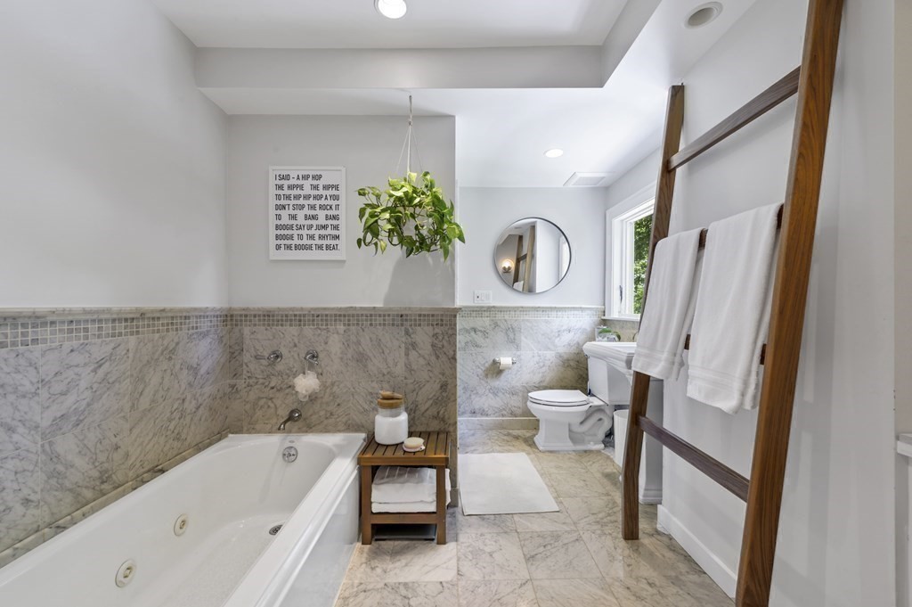 46 Pilgrim Road Marblehead, MA 01945 - Photo 23 of 38