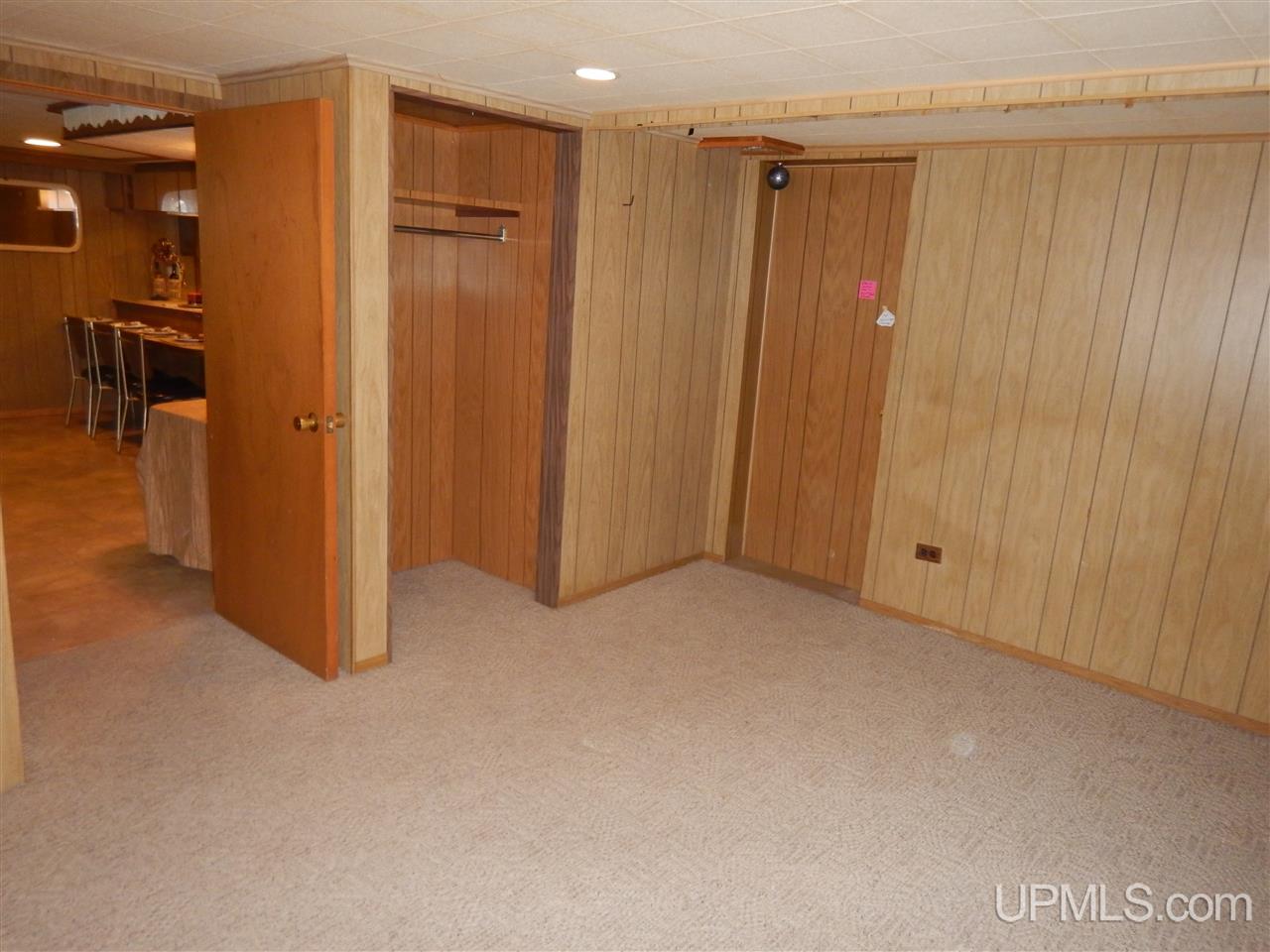 7402 County 426 M.5 Road Gladstone, MI 49837 - Photo 19 of 21 Gallery Image 19