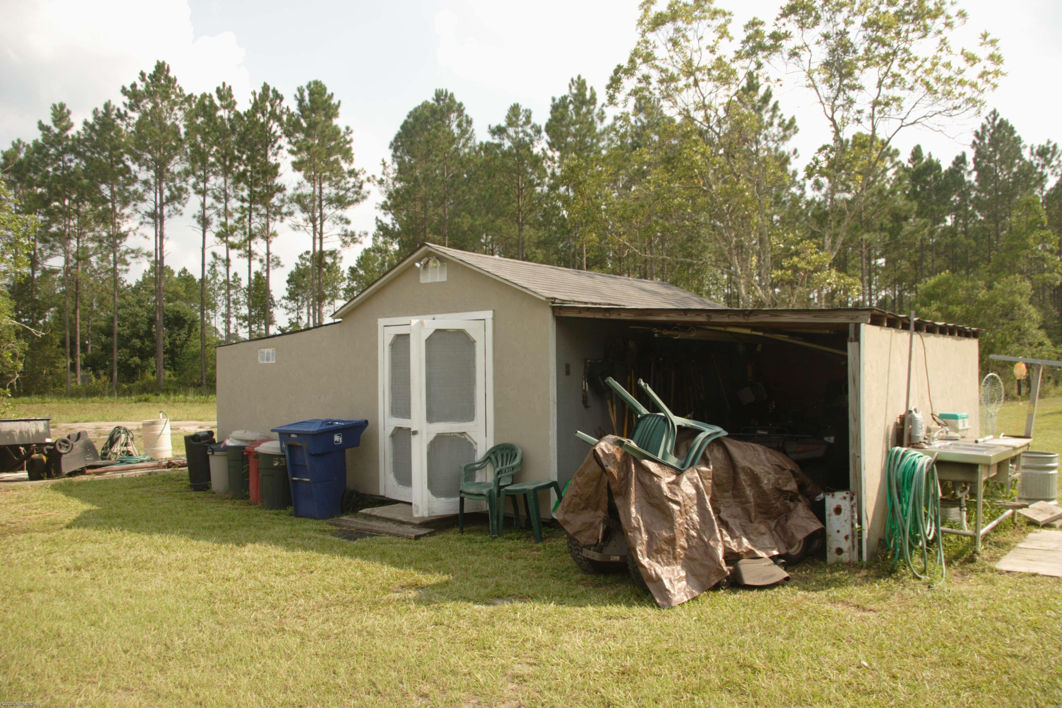 43363 Ellis Avenue Callahan, FL 32011 - Photo 12 of 31 Shed 3