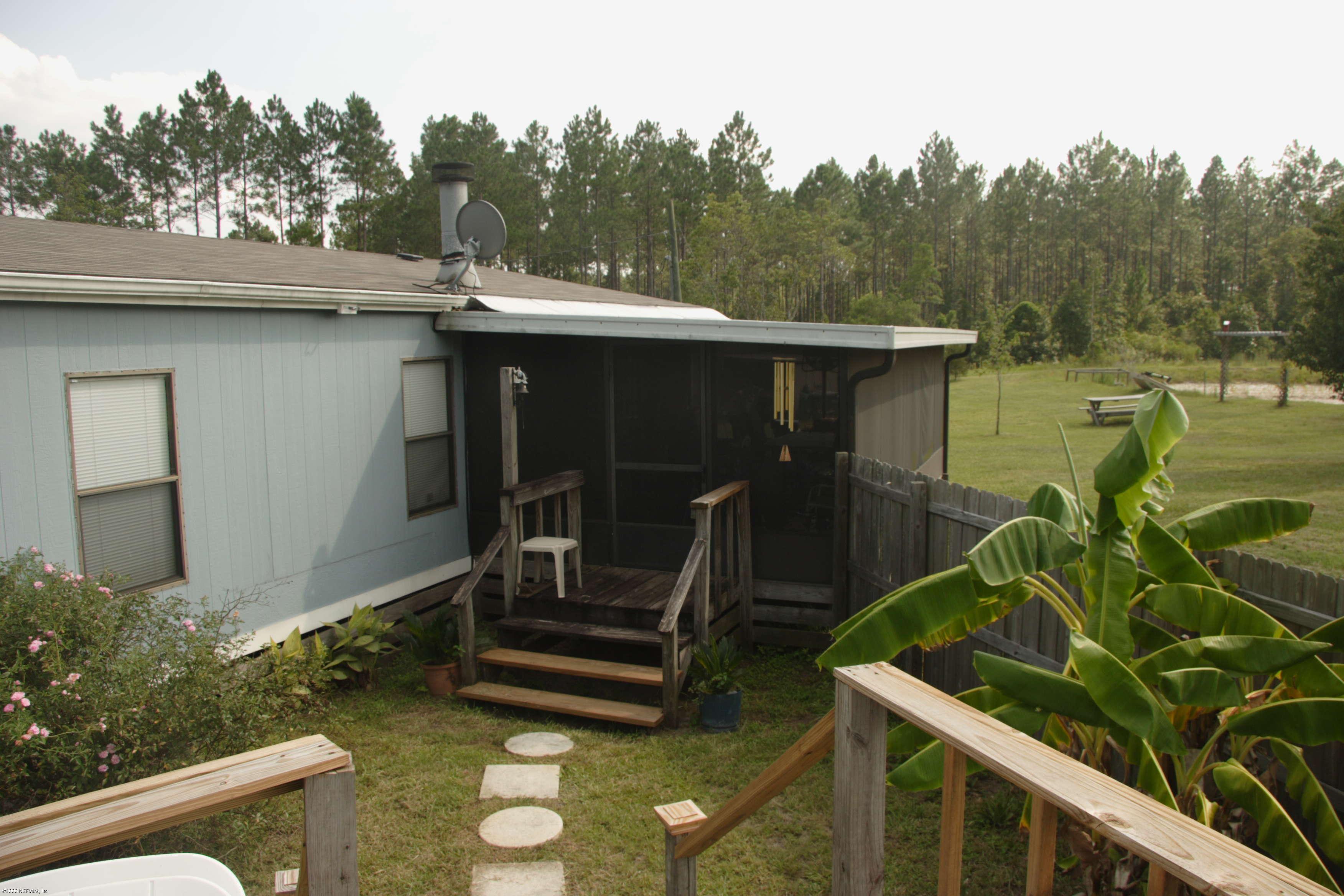 43363 Ellis Avenue Callahan, FL 32011 - Photo 9 of 31 Screen Porch