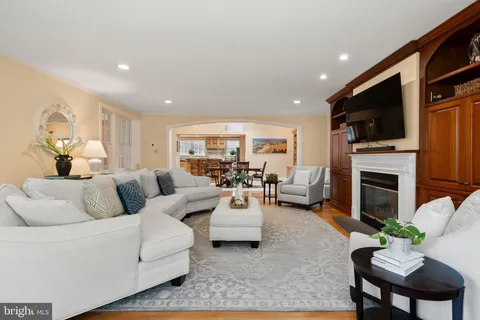 $1,900,000 | 621 Pembroke Road, Bryn Mawr, PA 19010