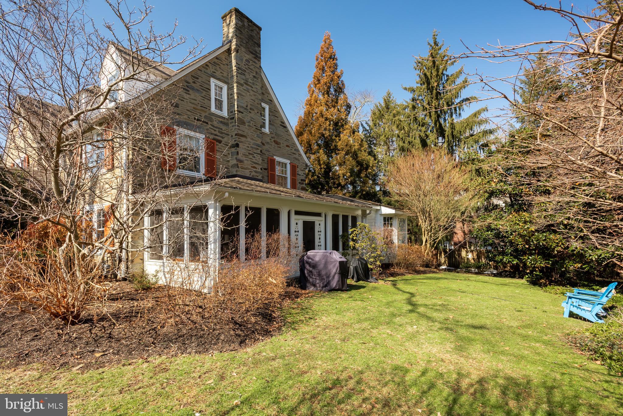 621 Pembroke Road Bryn Mawr, PA 19010 - Photo 4 of 58 Everyone loves a charming enclosed porch