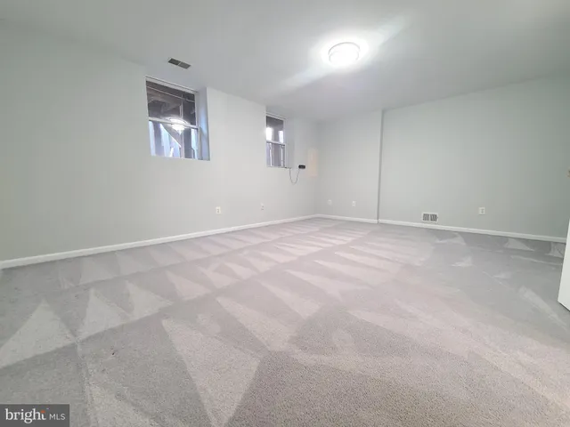 $2,900 | 6372 James Harris Way, Centreville, VA 20121