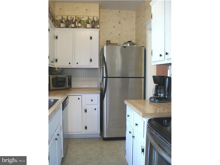 20 Church Road Lansdale, PA 19446 - Photo 10 of 25 Kitchen