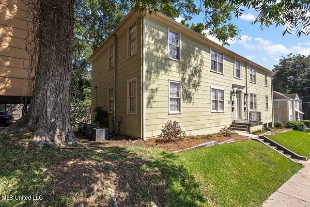 $2,200 | 1332 North Jefferson Street, Unit 2, Jackson, MS 39202