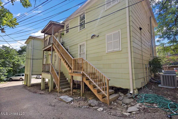 $2,200 | 1332 North Jefferson Street, Unit 2, Jackson, MS 39202