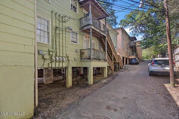 $2,200 | 1332 North Jefferson Street, Unit 2, Jackson, MS 39202