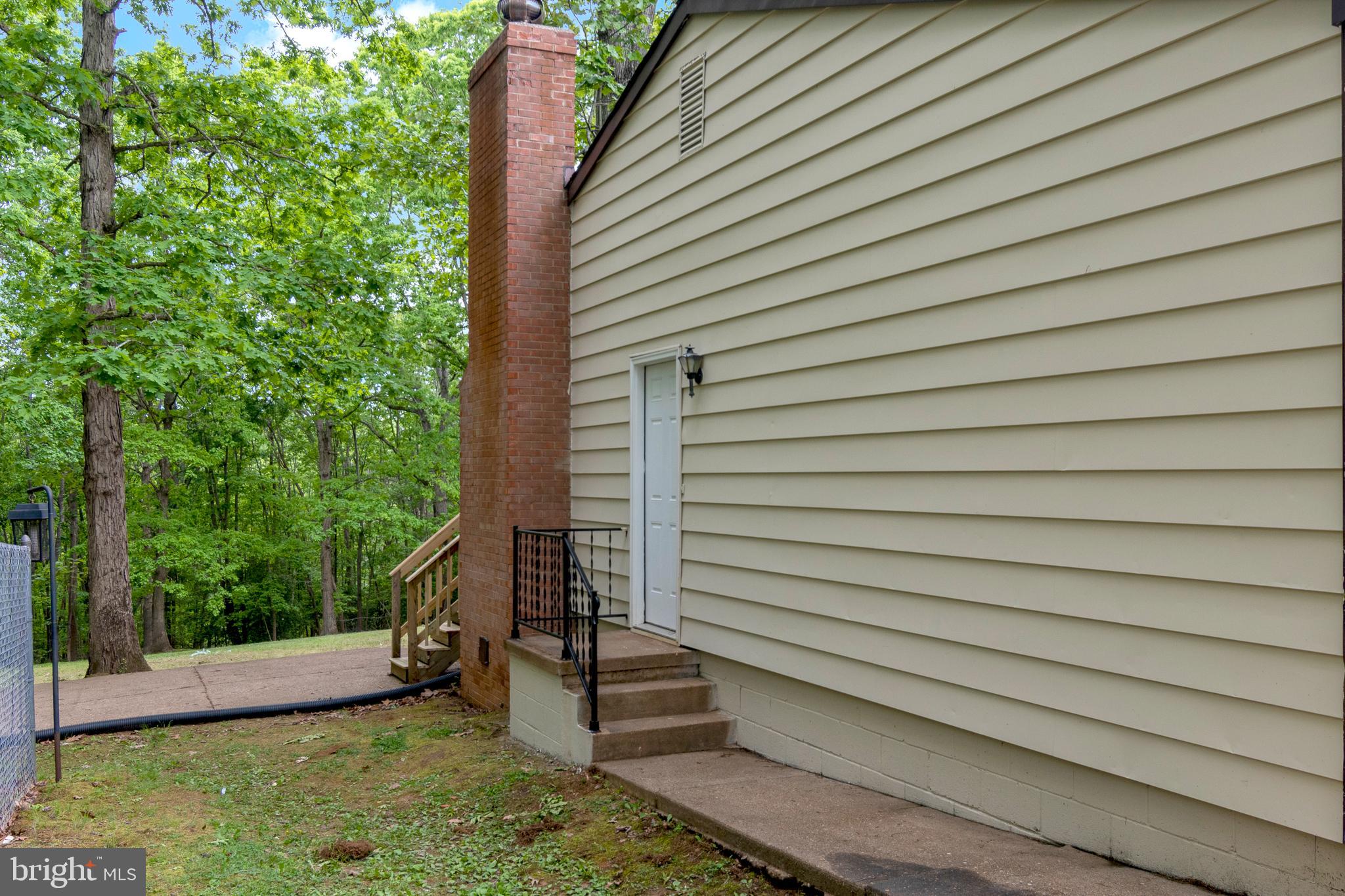 676 Hope Road Stafford, VA 22554 - Photo 37 of 39 Gallery Image 37