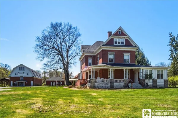 $1,495,000 | 5031 West Lake Road, Chautauqua, NY 14757
