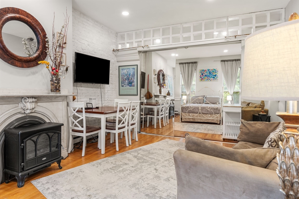 83 Appleton Street, Unit 2 Boston, MA 02116 - Photo 3 of 15