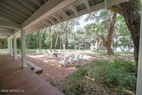 $2,750,000 | 645 Highway 17, San Mateo, FL 32187