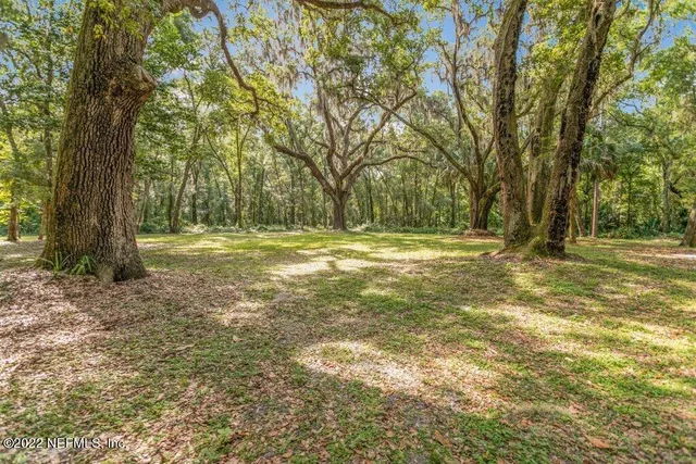 $2,750,000 | 645 Highway 17, San Mateo, FL 32187