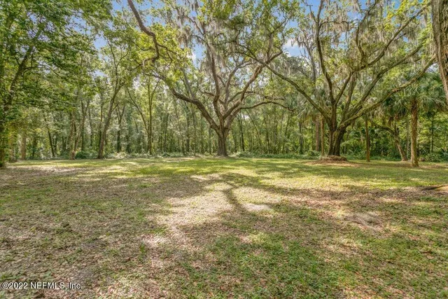 $2,750,000 | 645 Highway 17, San Mateo, FL 32187