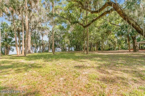 $2,750,000 | 645 Highway 17, San Mateo, FL 32187