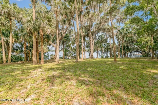 $2,750,000 | 645 Highway 17, San Mateo, FL 32187