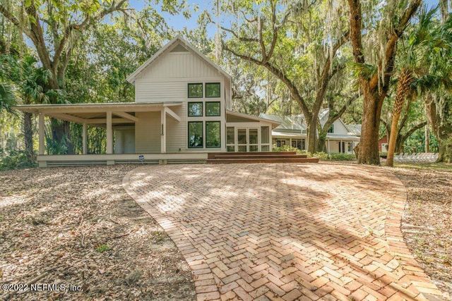 $2,750,000 | 645 Highway 17, San Mateo, FL 32187