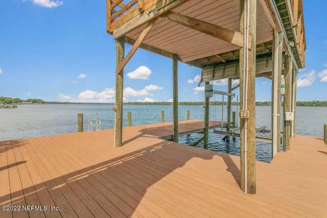 $2,750,000 | 645 Highway 17, San Mateo, FL 32187