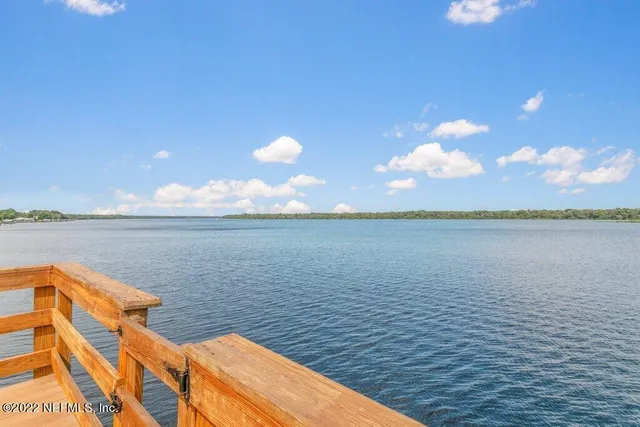 $2,750,000 | 645 Highway 17, San Mateo, FL 32187