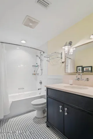 $2,750,000 | 645 Highway 17, San Mateo, FL 32187