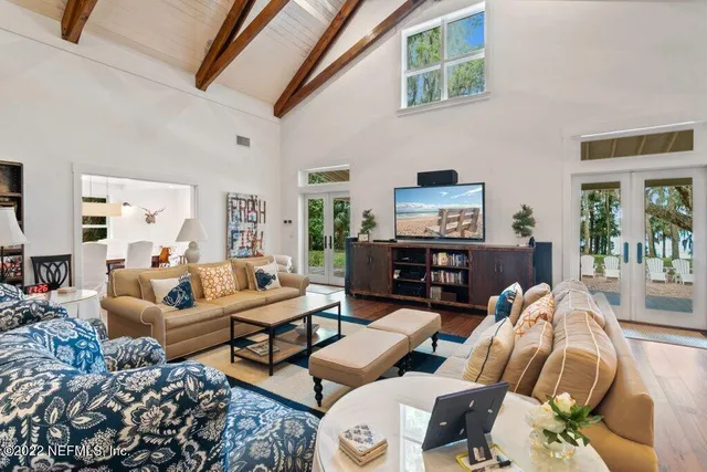 $2,750,000 | 645 Highway 17, San Mateo, FL 32187