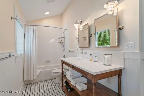 $2,750,000 | 645 Highway 17, San Mateo, FL 32187