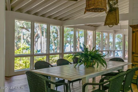 $2,750,000 | 645 Highway 17, San Mateo, FL 32187
