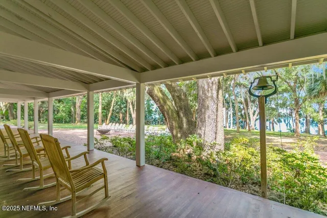 $2,750,000 | 645 Highway 17, San Mateo, FL 32187