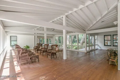 $2,750,000 | 645 Highway 17, San Mateo, FL 32187