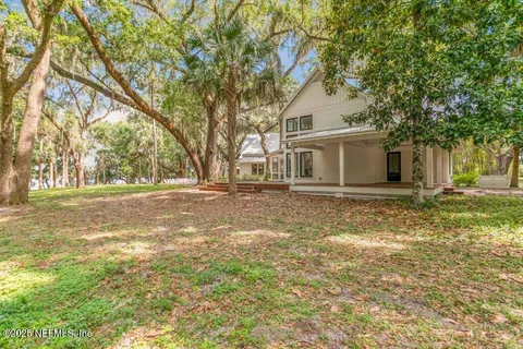$2,750,000 | 645 Highway 17, San Mateo, FL 32187