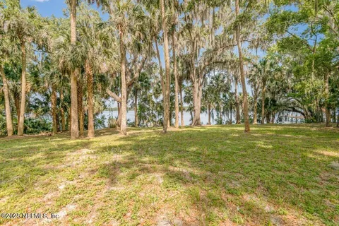 $2,750,000 | 645 Highway 17, San Mateo, FL 32187