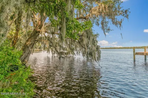 $2,750,000 | 645 Highway 17, San Mateo, FL 32187
